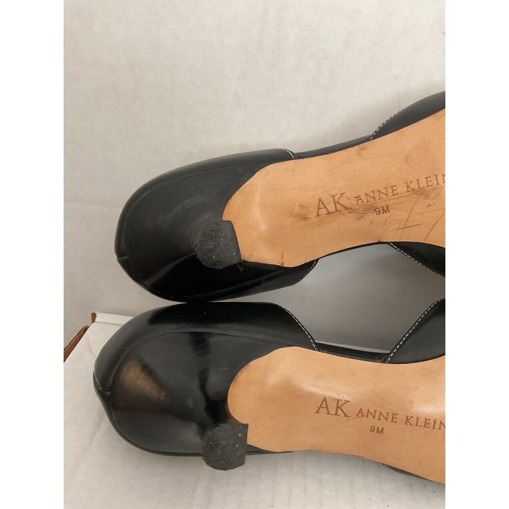 Anne Klein - AK - Mamayville - Black Leather Kitten Heels - 9M - Picture 9 of 11